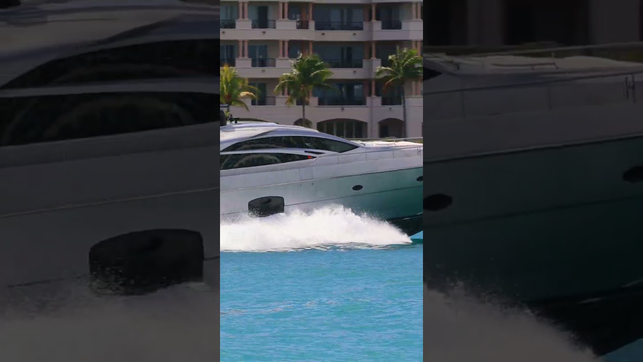 Pershing 70 cu coadă de cocoș - inlet PortMiami