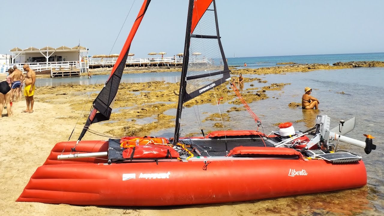 Navigand cu noul meu catamaran gonflabil Hurricane Carbon, demontare inclusă