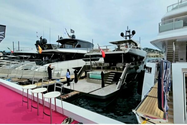 CANNES YACHTING FESTIVAL 2024 / Luxury Yachting POL