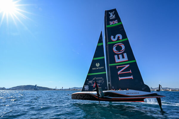 INEOS Britannia face un pas înainte și câștigă cupele Louis Vuitton Round Robins | Lumea navigației