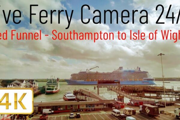 Ferry Cam - Southampton la Cowes Isle of Wight Red Funnel Trafic și știri despre nave (Camera live 24/7)