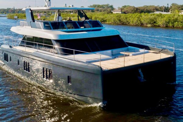 Tur de iaht de 5 milioane de dolari: 2021 Sunreef 60 Power