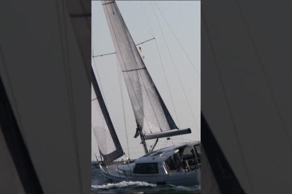 Yacht nou cu lilină cu punte Heyman 42 din Suedia #sailing