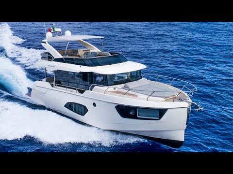 Tur cu iaht de 946.000 GBP: Absolute Navetta 48