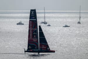 Emirates Team New Zealand adaugă un alt punct, INEOS Britannia Scrambling For Speed ​​| Lumea navigației