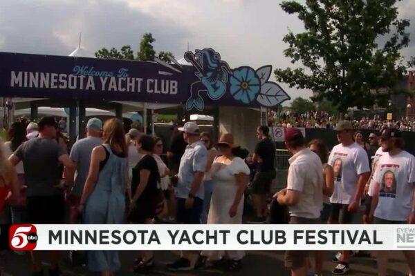 Festivalul Minnesota Yacht Club – care aproape că nu a continuat – atrage fani din toate colțurile Midwest