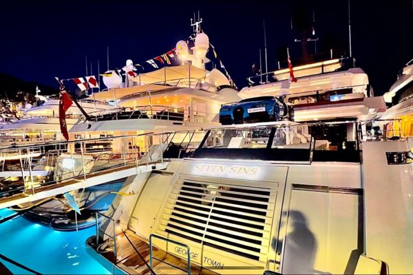 PETRECERI PRIVATE DE NOAPTE PE YACHT • MARELE PREMIU DE FORMULA 1 DE MONACO 2024