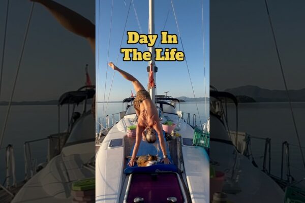 ZI ÎN VIAȚA UNUI LIVEABOARD YOUTUBER/MAMĂ! #short #sailing #sailinglife