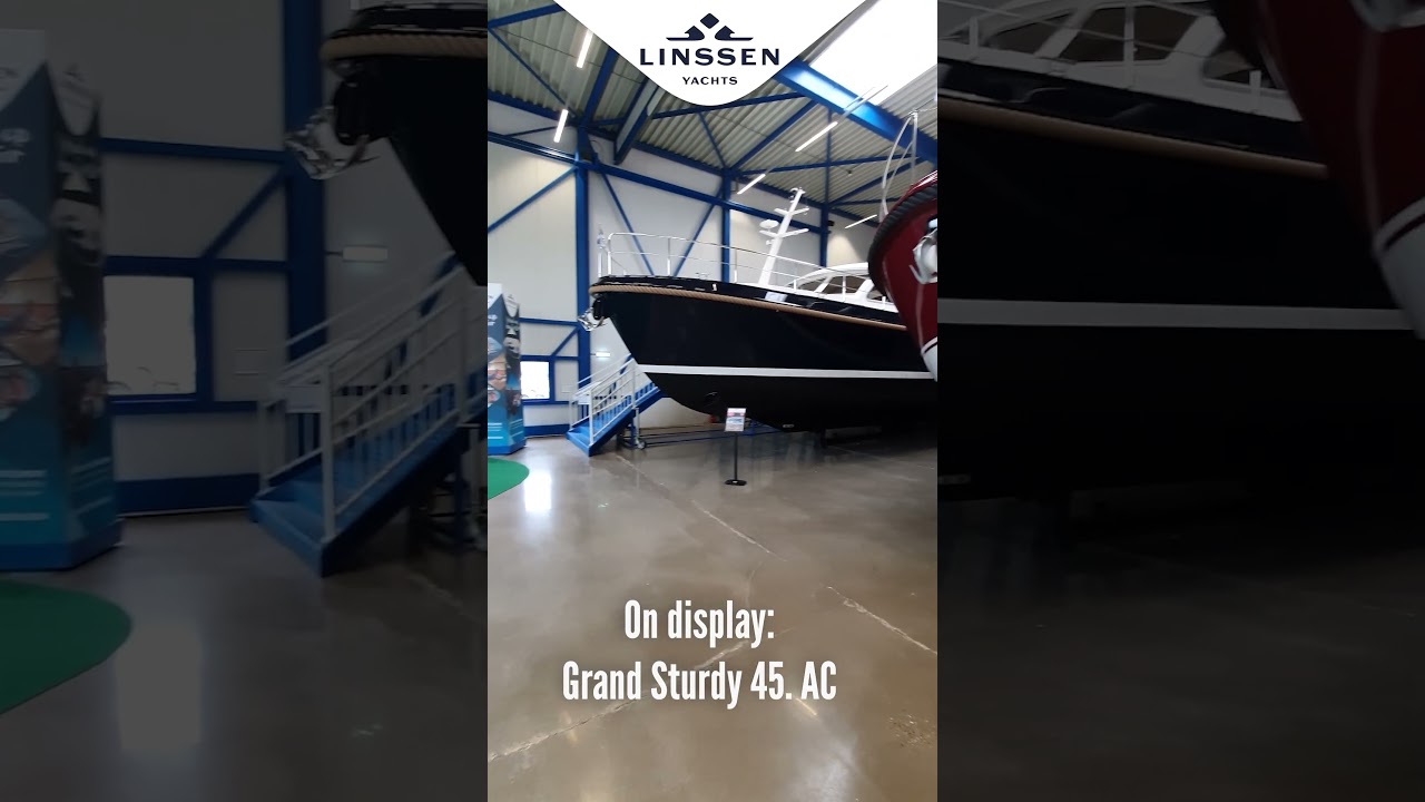 Showroom Linssen Yachts Boat Show #short #boating #yachting #sailing