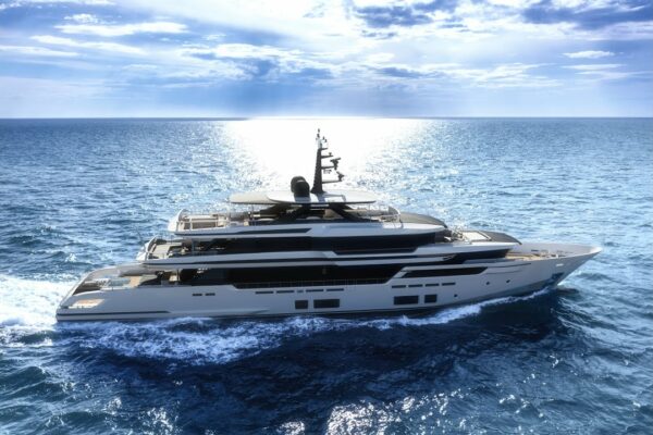 Linia personalizată Navetta 50: redefinirea yachtingului de lux