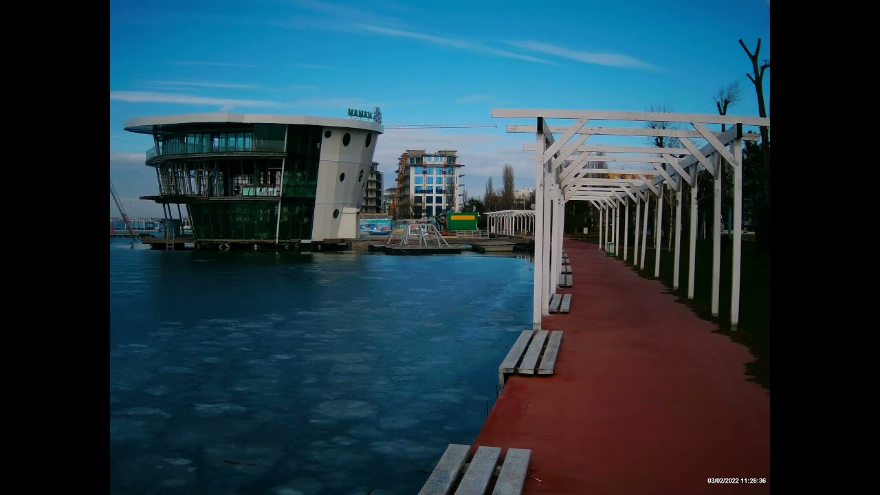 Lacul Siutghiol(Lacul de Lapte), undeva în stațiunea turistica Mamaia din România, 3 Februarie 2022