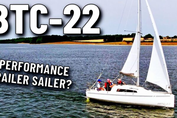 BUCKLEY BTC-22 PERFORMANCE TRAILER SAILER | Revizuire barca + Test Sail