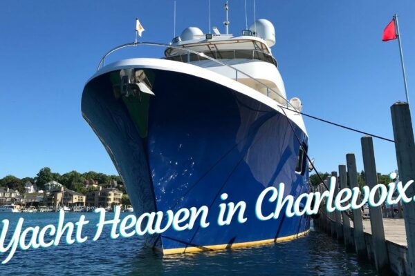 Yacht Heaven în Charlevoix! Freebird pe The Great Loop