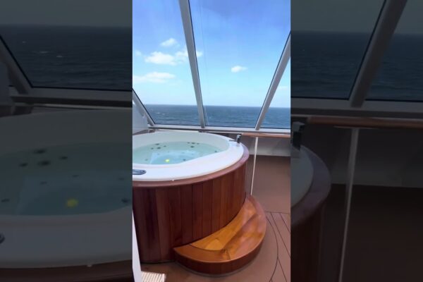 MSC Virtuosa Yacht Club Duplex suite 12004 #msccruise #yachting #croaziera #msc #cruiseship