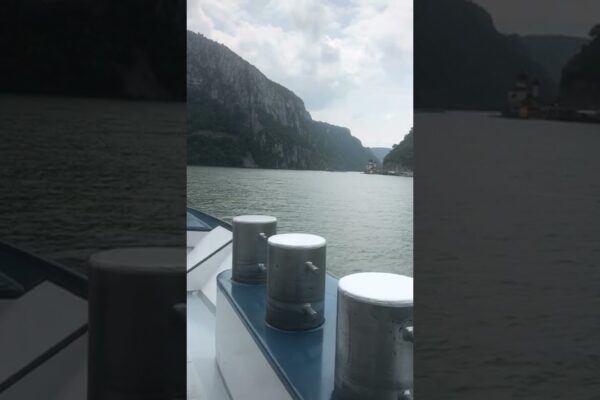 Pe Dunăre, între Serbia și România