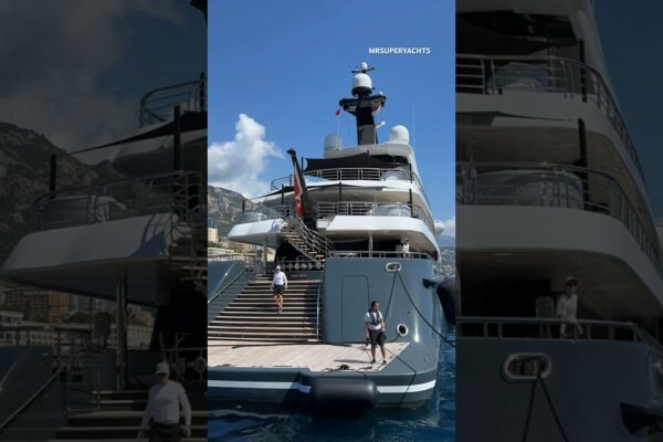 Excelentul echipaj al superyacht-ului Phoenix 2 acostează în Monaco 🇲🇨