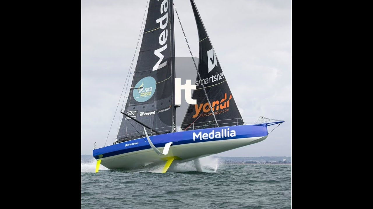 Echipa de asistență din Melbourne pentru Pip Hare Ocean Racing pe Medallia după demontare în 2024 Vendee Globe