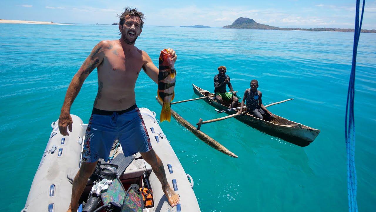 Tranzacționare către EAT în Madagascar îndepărtat | Sailing Nandji... Ep 385