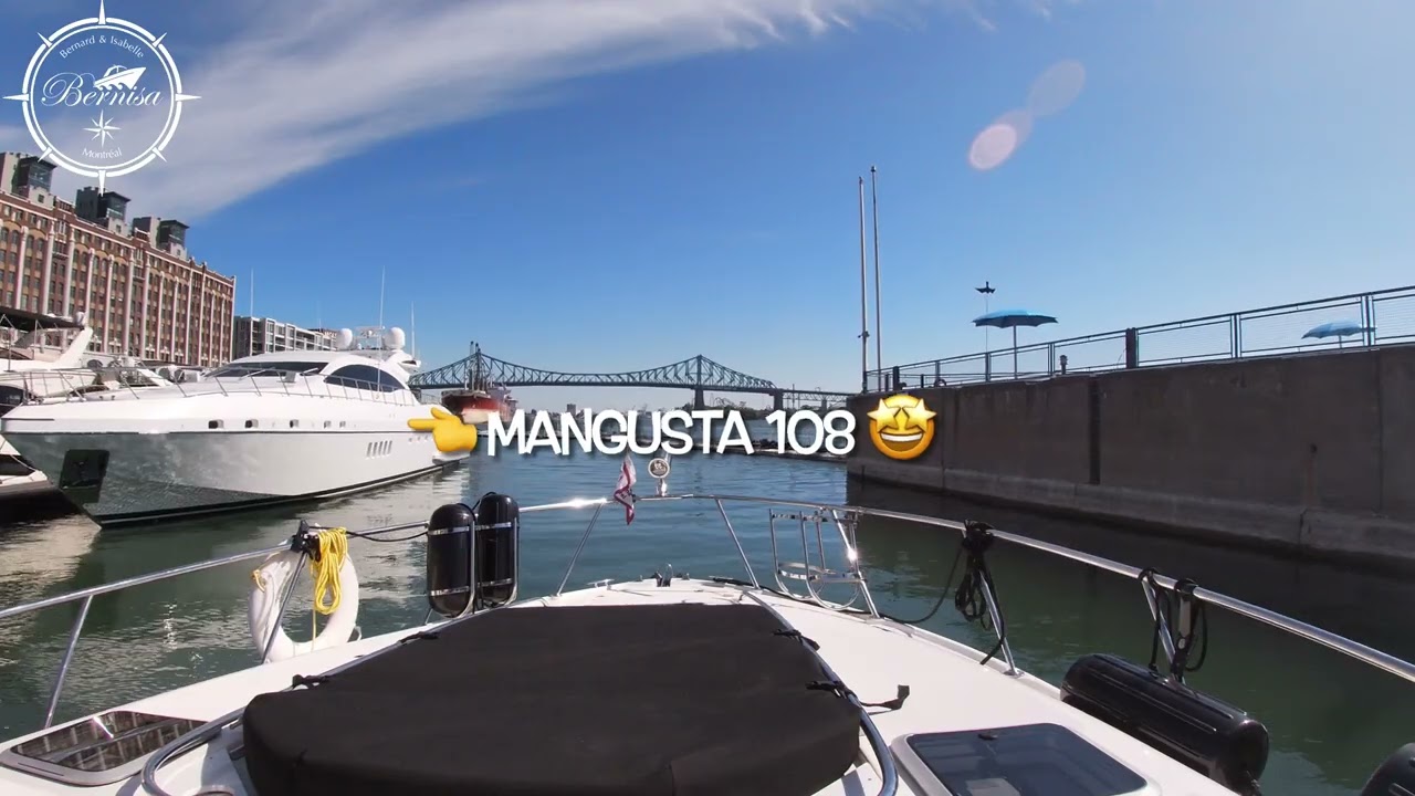 Portul vechi din Montreal - Clubul de iaht pentru acasă și portul de agrement pentru iahtul Bernisa Chaparral 310 Express Cruiser