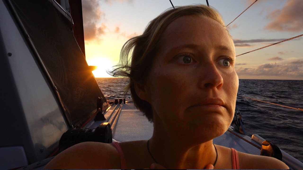 Catamaranul cu semnalizare americană navighează de pe coasta periculoasă venezueleană și columbiană spre Cartagena!