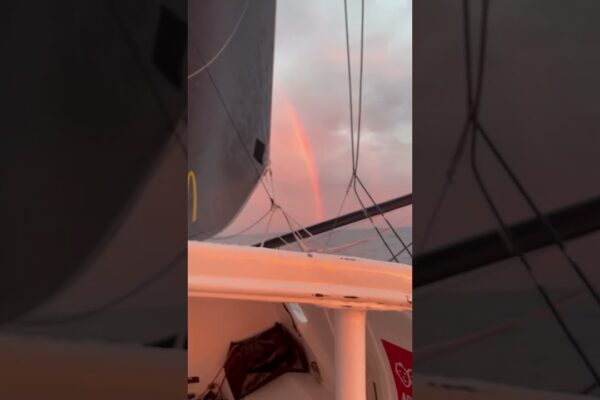 Culori de nebunie pentru Violette! | Vendée Globe 2024