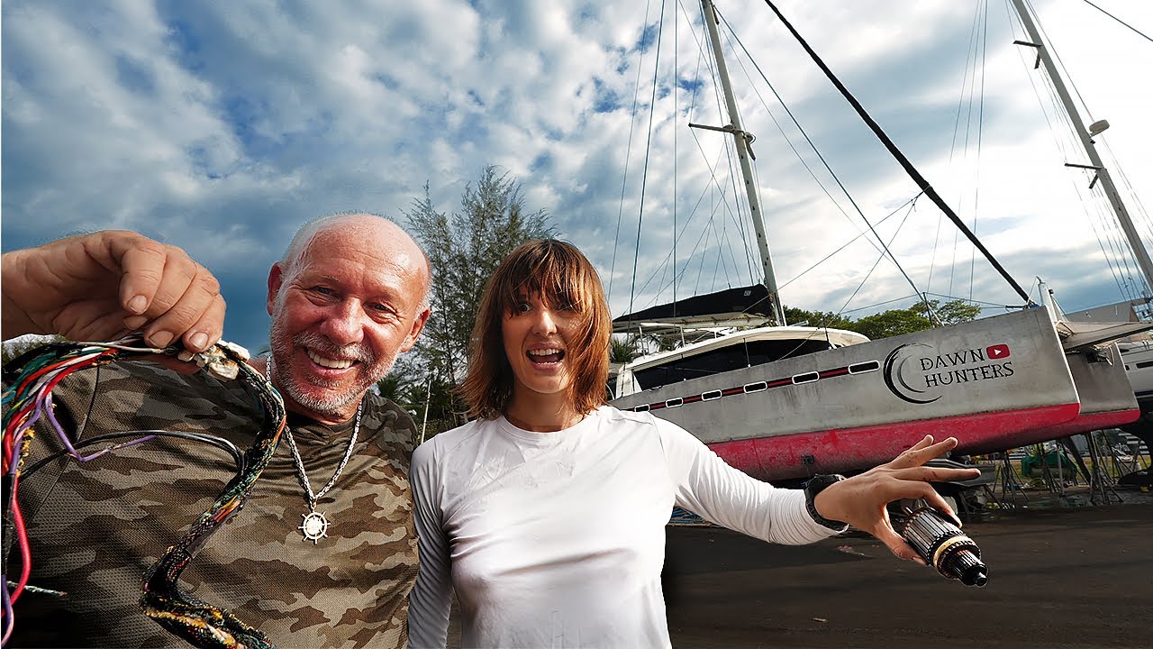 Pirații, furtunile, motorul inundat - De ce nu ne -am navigat cu barca din Africa