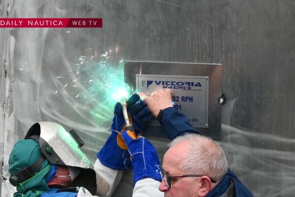 Vittoria Yachts începe construcția de Fast 32 RPH, Megayacht semnat de Sergio Cutolo