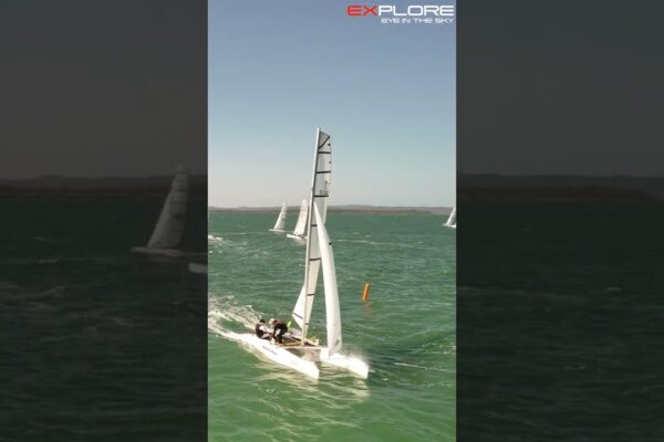 Navigare rapidă cu navigare rapidă #speed #sailing #catamarans 4k