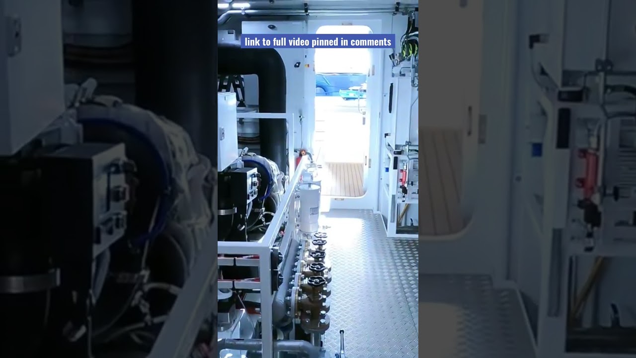 6,6 milioane USD Ultimate-Water-Sports Explorer Yacht #Boats #Boat #Boating #Liveaboard