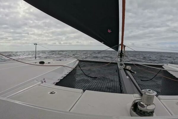 4+ ore de navigare pe Atlantic