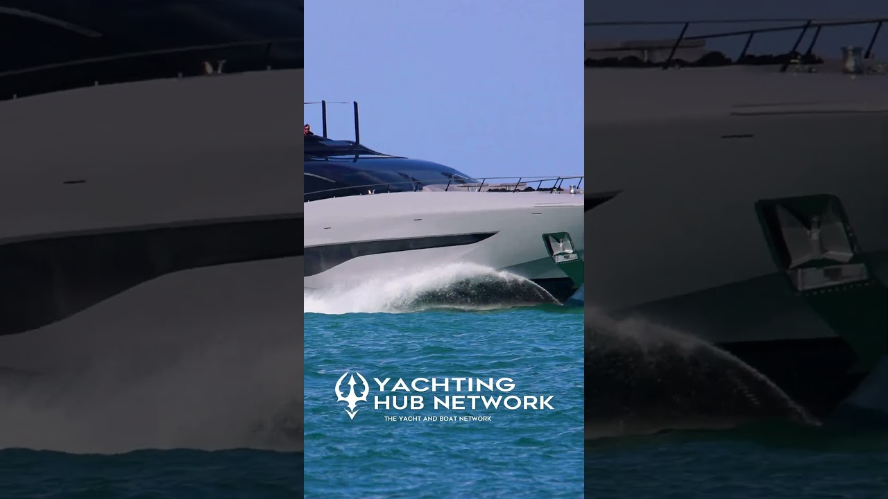 Mangusta Rev #yachtspotting #miamiBeach #luxuryyacht #motoryacht #yacht