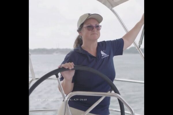 De la a trăi la bord până la predarea navigării: învățați să navigați la orice vârstă! #sailing #learntosail