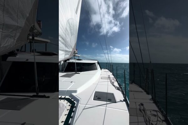 10 secunde de seninătate: Vision 444 Navigare pe Bahama Bank - #Sailing #Vision444 #serenity