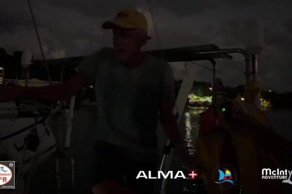 Interviu solo marinar Eric Marsh / #79 SunBear Aus - MGR Califier SUA - Antigua Sosire