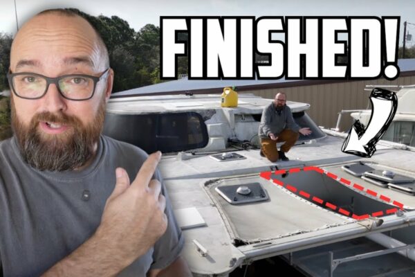 ⛵️ Rampa de tramp pentru catamaranul nostru deteriorat de uragan este terminat! EP614