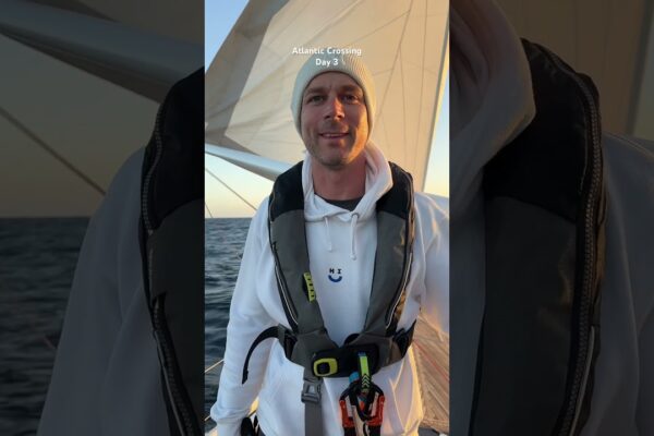 Atlantic Crossing Day 3 | Pol rupt ⛵️🌊 #sailing
