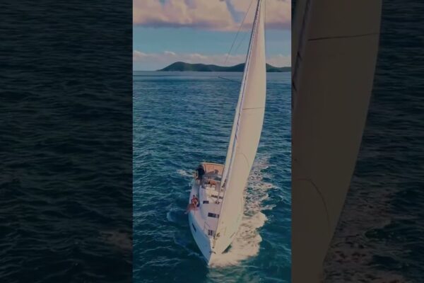 Întoarceți -vă la esențial, cu fața spre albastru oceanic. 🌊