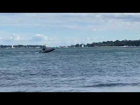Barca cu coaste pe avion