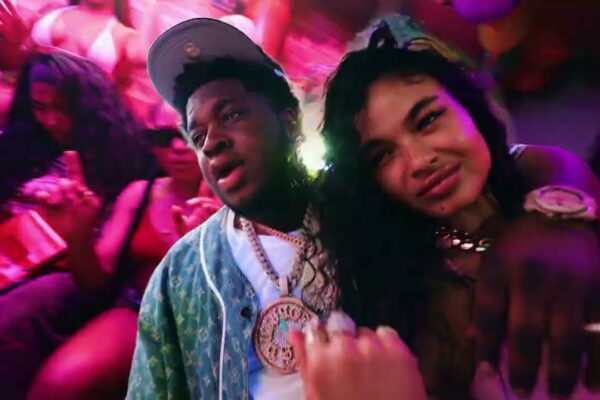 Cash Cobain - Trippin pe un iaht ft. Bay Swag & Rob49 [Official Video]