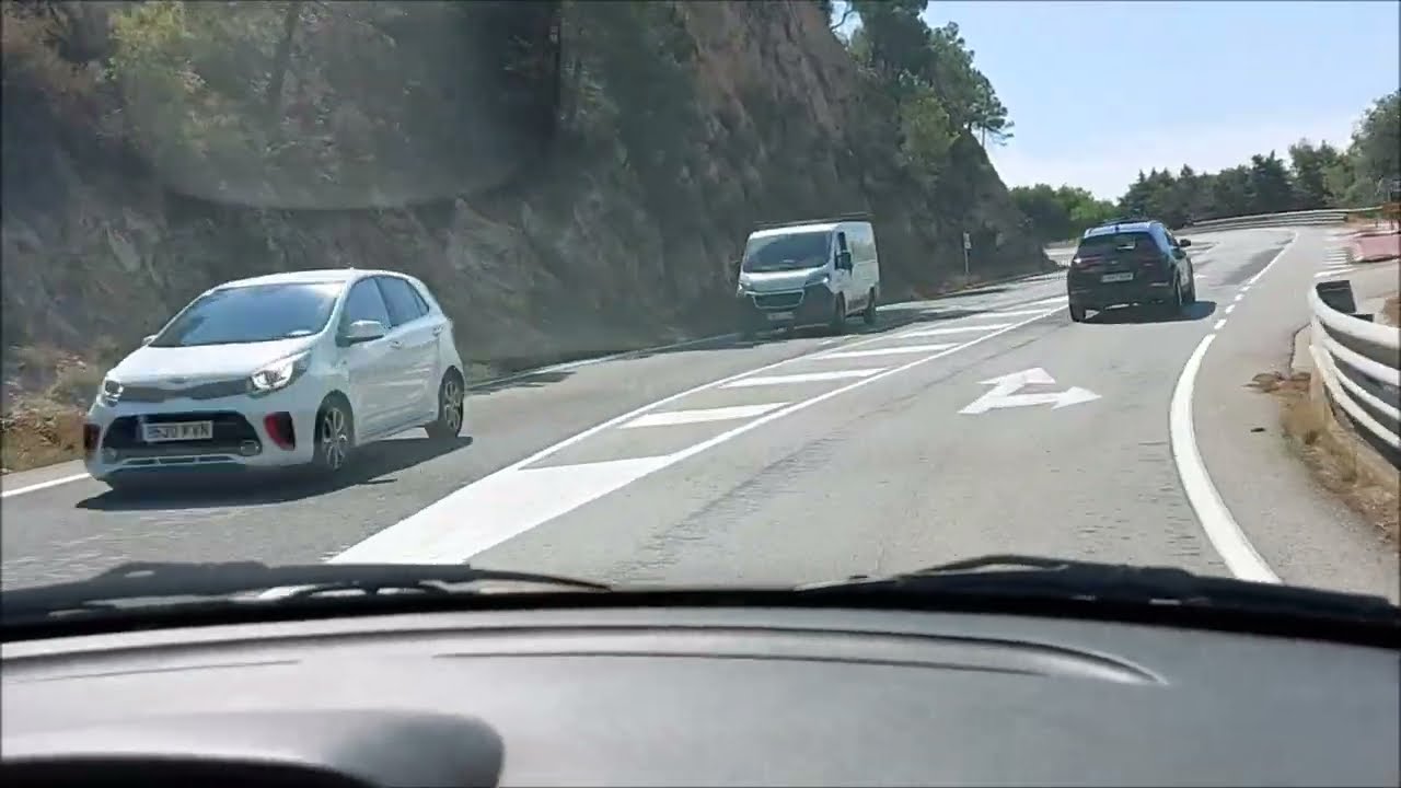 Conduce puțin. GI-682 Costa Brava Spania Kronkelweg la Tossa de Mar