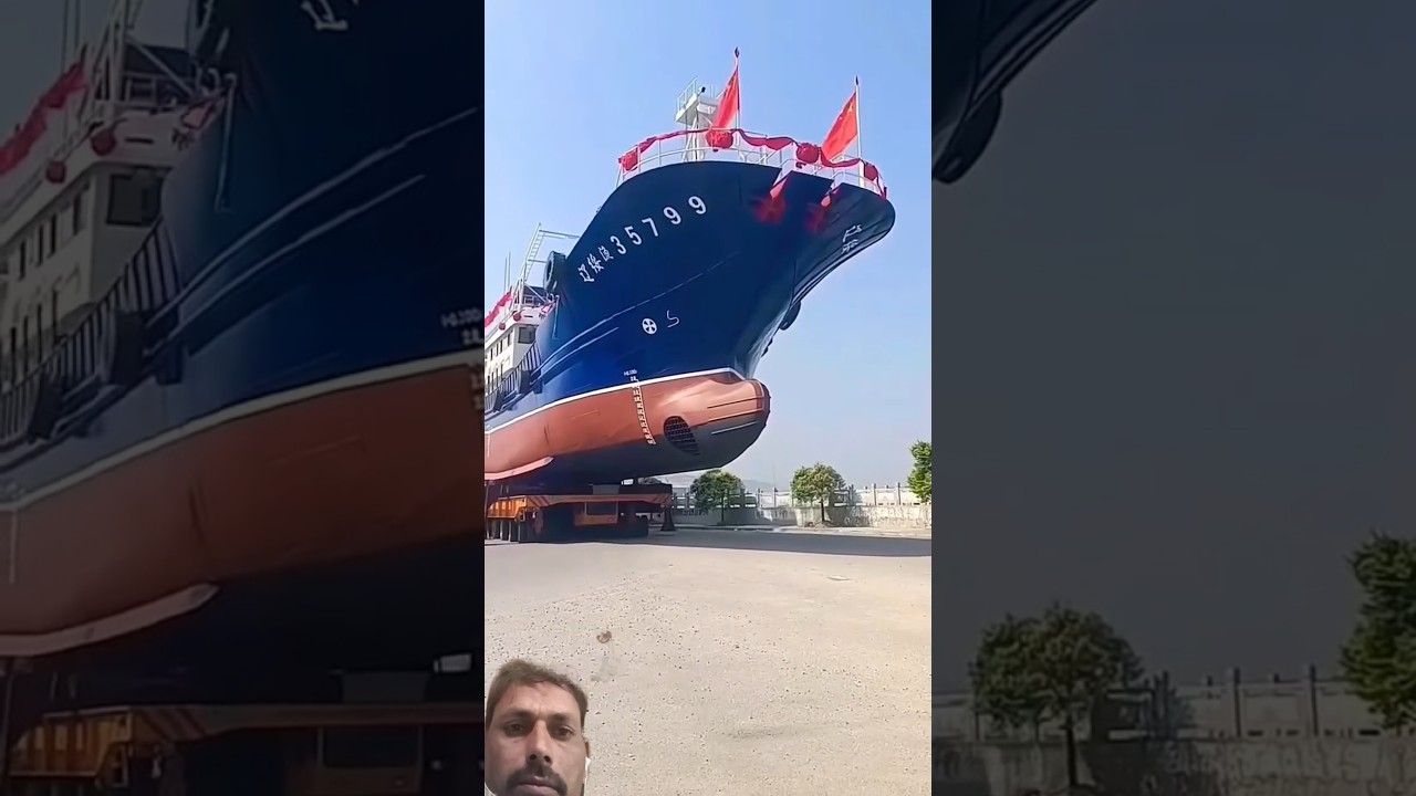 Mutarea unei mega nave într -o parte de lansare #nava #Automobile #Sailing #sailor #Boating #ViralShort