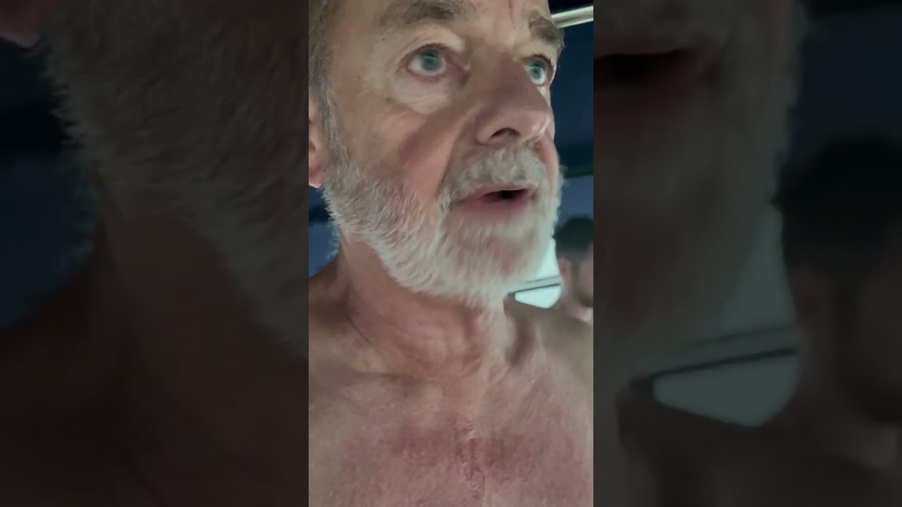 Fulgerul lovește iahtul pe care îl livrăm - un moment înfricoșător! #pantaloni scurţi