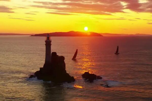 Navigarea lumii pe apă 28.23 iulie câștigători FastNet, Clarisse Returns, LRPP Capsize, Masts ETNZ, mai multe