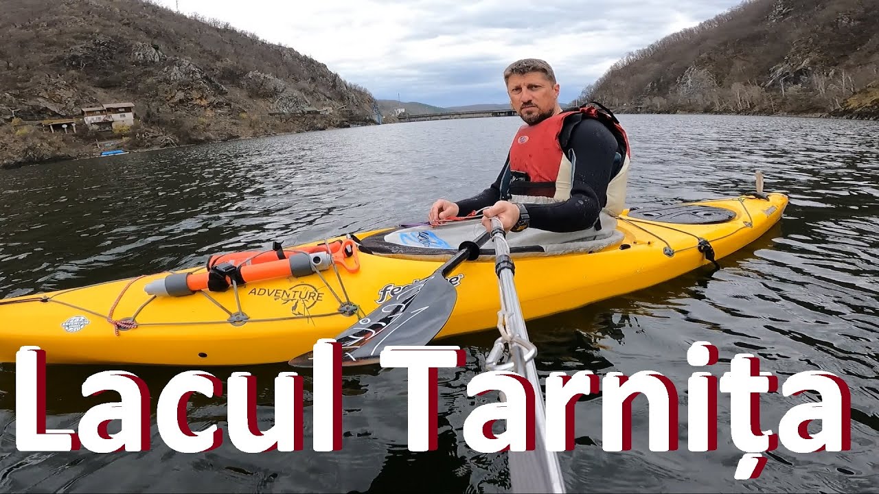 Cu caiacul pe lacul Tarnita