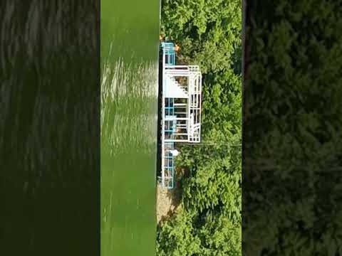 Șmecherii de pe Tarnița s-au întors cu bărci cu motor interzise