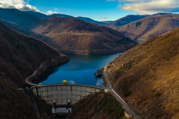 Barajul Tarnița filmat cu drona/ Tarnița Dam by drone