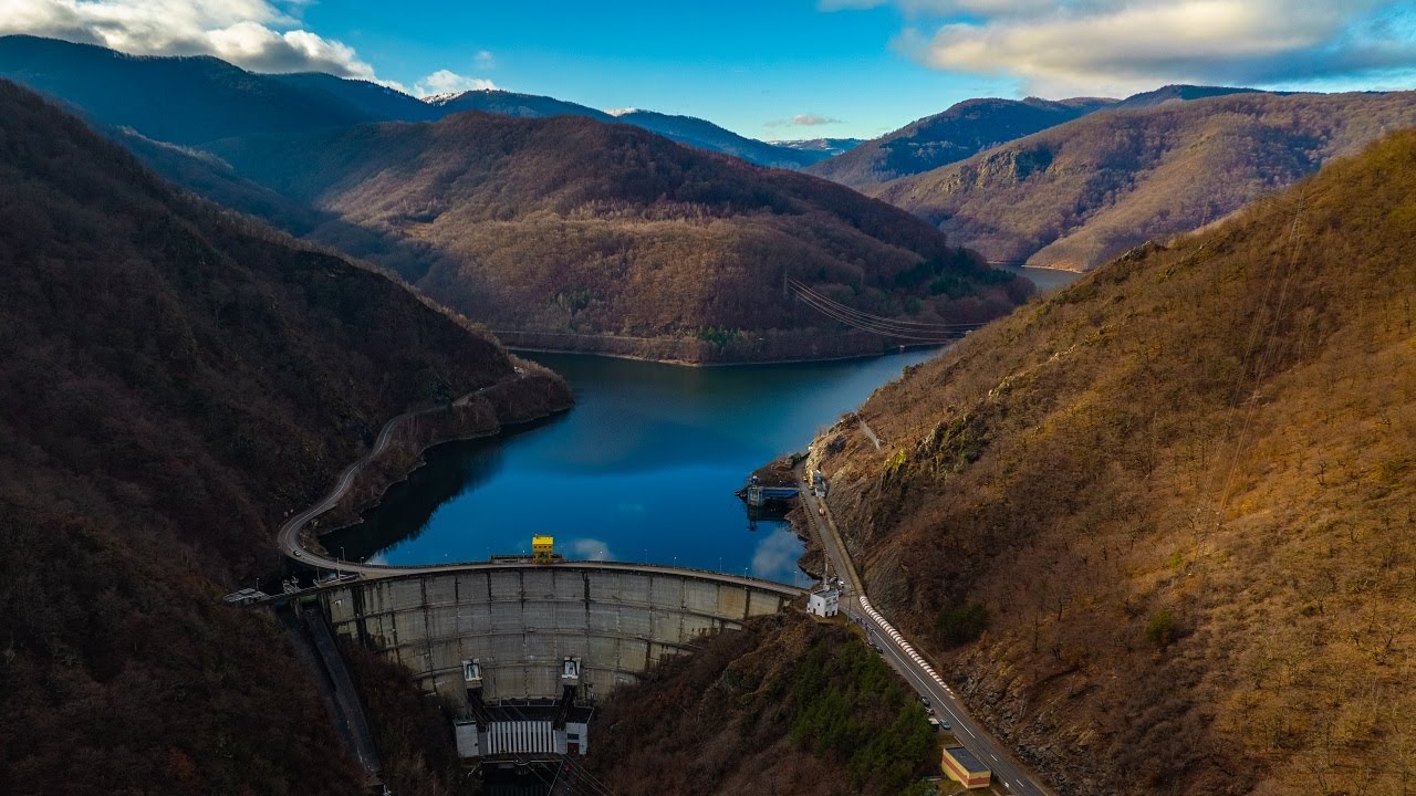 Barajul Tarnița filmat cu drona/ Tarnița Dam by drone
