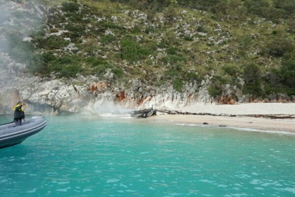 Gomonia, Poliția: Am urmat la mare, Scabies a pus focul - Top Channel Albania - Știri - Știri