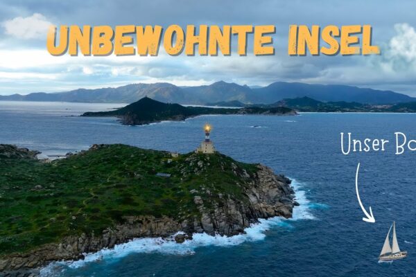 Navigăm într -o insulă nelocuită