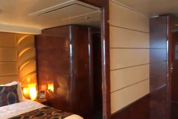 MSC Fantasia, Yacht Club Deluxe Suite Tour